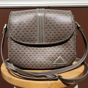 Vintage 1984 Liz Claiborne Crossbody Logo Purse